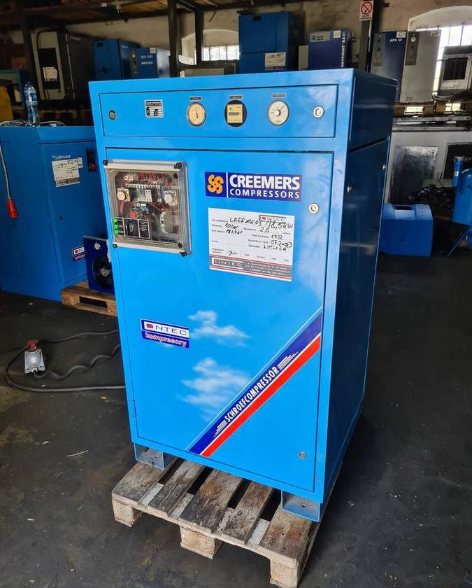Kompresor śrubowy CREEMERS 18,5 kw - Compresseur d'air: photos 2 Kompresor śrubowy CREEMERS 18,5 kw - Compresseur d'air: photos 2