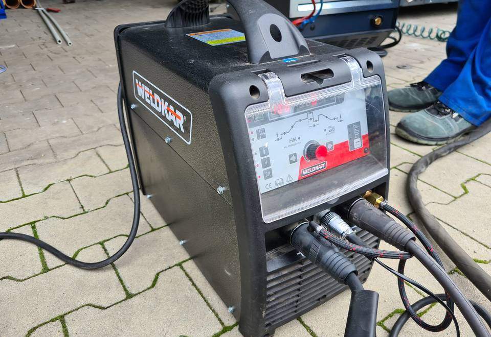 Spawarka Tig WELDKAR WK 2025 AC/DC Puls, 200A - Equipement de soudage: photos 2 Spawarka Tig WELDKAR WK 2025 AC/DC Puls, 200A - Equipement de soudage: photos 2