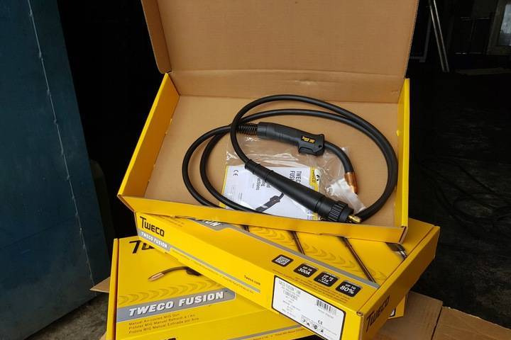 UCHWYT SPAWALNICZY MIGOMAT TWECO 3M 180A NOWY!!! - Equipement de soudage: photos 2 UCHWYT SPAWALNICZY MIGOMAT TWECO 3M 180A NOWY!!! - Equipement de soudage: photos 2