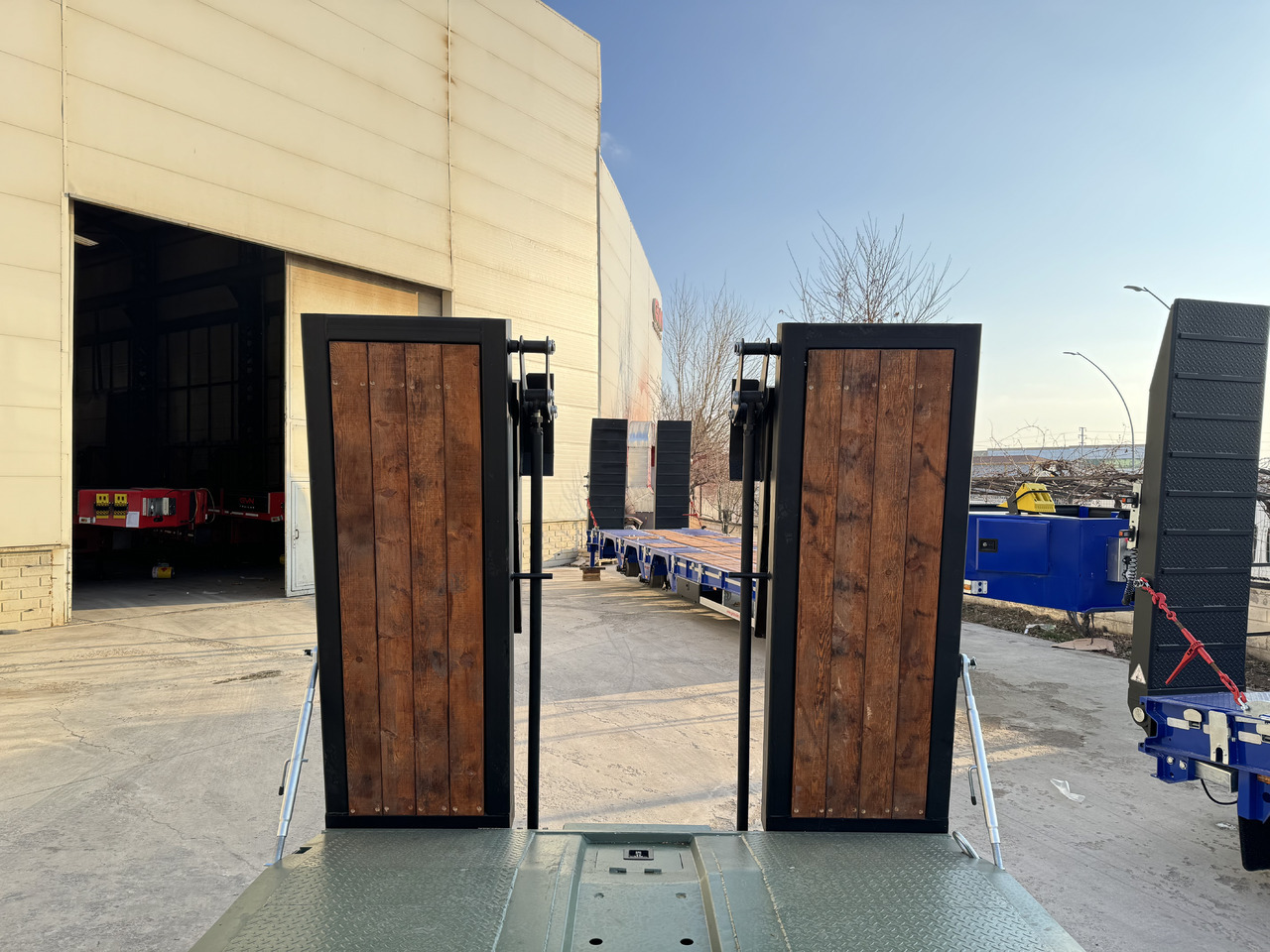 Semi-remorque surbaissé neuf GVN Trailer 5 AXLE LOWBED: photos 17