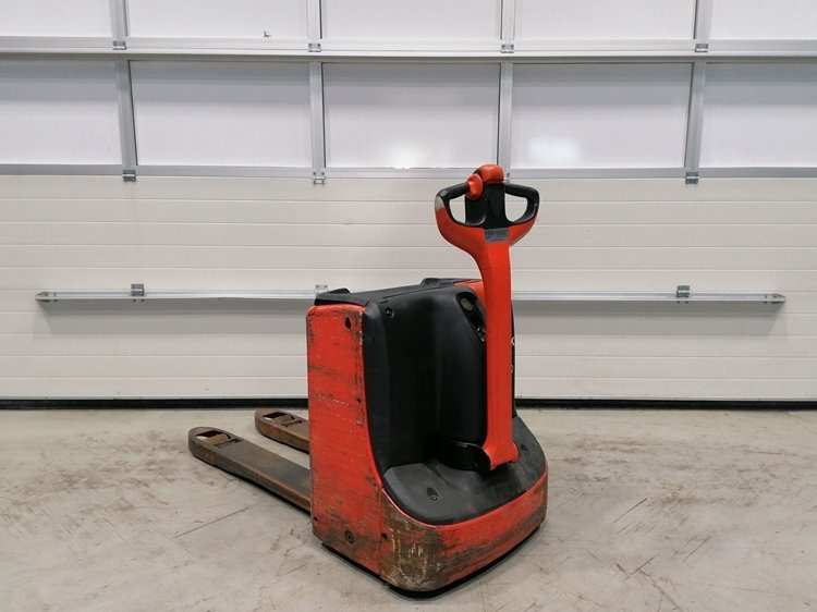 Used Electric Pallet Truck-Fenwick-T16 - Transpalette: photos 3 Used Electric Pallet Truck-Fenwick-T16 - Transpalette: photos 3