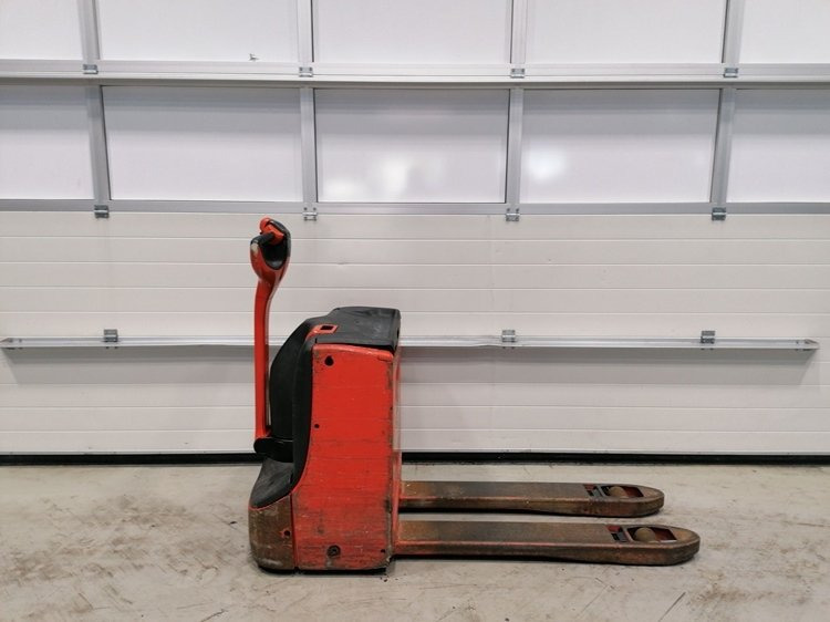 Used Electric Pallet Truck-Fenwick-T16 - Transpalette: photos 5 Used Electric Pallet Truck-Fenwick-T16 - Transpalette: photos 5