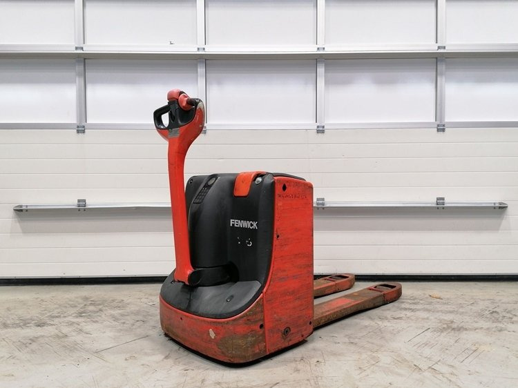 Used Electric Pallet Truck-Fenwick-T16 - Transpalette: photos 4 Used Electric Pallet Truck-Fenwick-T16 - Transpalette: photos 4