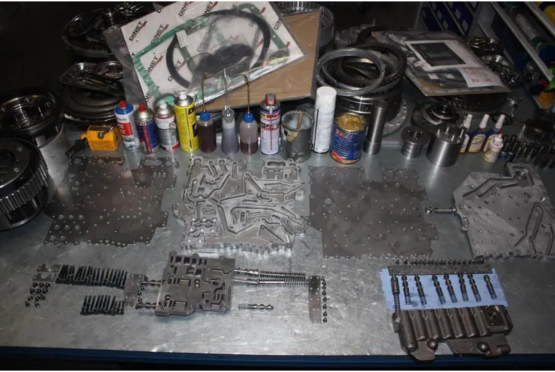 Volvo PT1761A 11038035 (A35C) - Boîte de vitesse pour Tombereau articulé: photos 5 Volvo PT1761A 11038035 (A35C) - Boîte de vitesse pour Tombereau articulé: photos 5