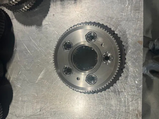 Volvo Planet Kit, PT1560, 1860, 1660, 1562, 1862, 1760,1761, 1761A, 1563, 1863, 1509, 2519, 2529, - Boîte de vitesse: photos 3 Volvo Planet Kit, PT1560, 1860, 1660, 1562, 1862, 1760,1761, 1761A, 1563, 1863, 1509, 2519, 2529, - Boîte de vitesse: photos 3