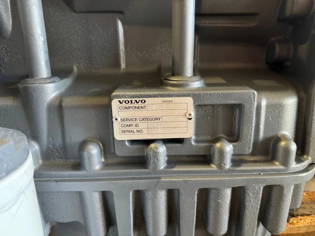 Volvo Versnellingsbak PT1863 22689 - Boîte de vitesse et pièces pour Engins de chantier: photos 2 Volvo Versnellingsbak PT1863 22689 - Boîte de vitesse et pièces pour Engins de chantier: photos 2