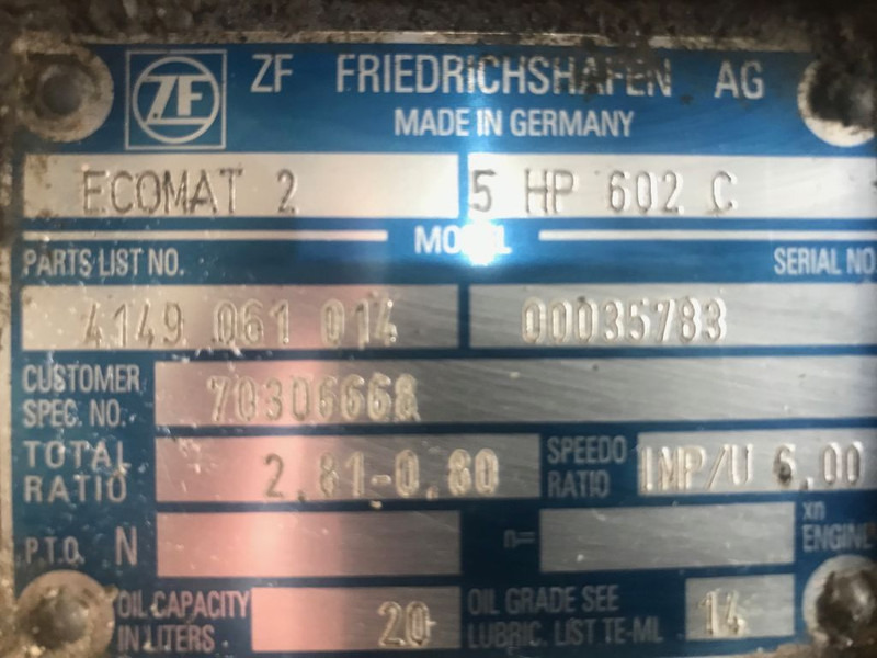 ZF 5HP502C, 5HP592C, 5HP602C, 5HP504C, 5HP594C, 5HP604C - Boîte de vitesse: photos 3 ZF 5HP502C, 5HP592C, 5HP602C, 5HP504C, 5HP594C, 5HP604C - Boîte de vitesse: photos 3