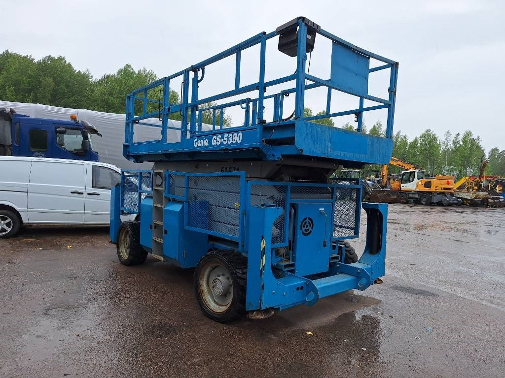 Genie GS 5390 RT - Nacelle ciseaux: photos 4 Genie GS 5390 RT - Nacelle ciseaux: photos 4