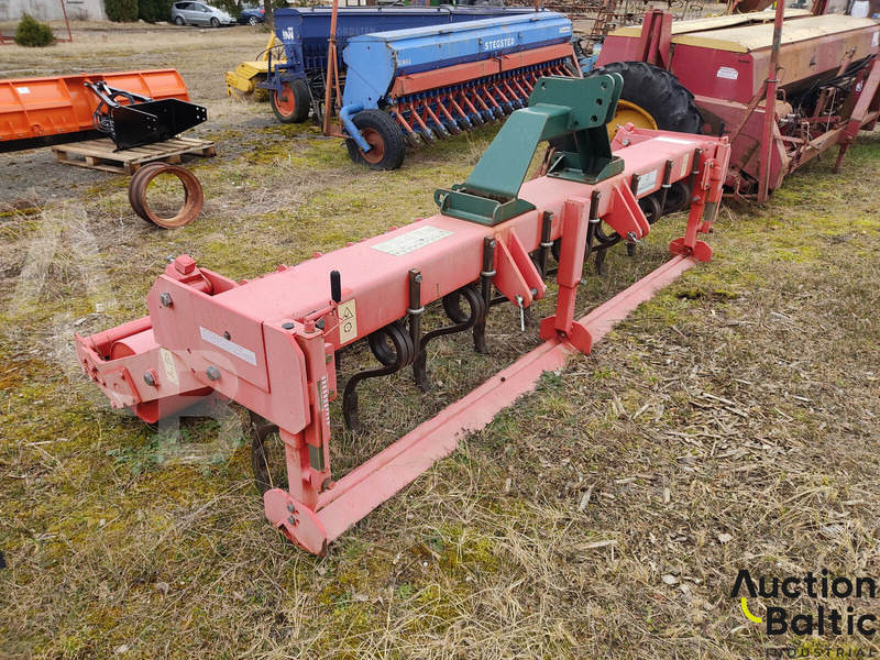 CONCEPT PERUGINI Perugini - Herse rotative: photos 3 CONCEPT PERUGINI Perugini - Herse rotative: photos 3