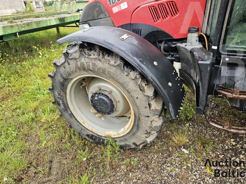 Tracteur agricole Case IH Farmall 105 A: photos 19