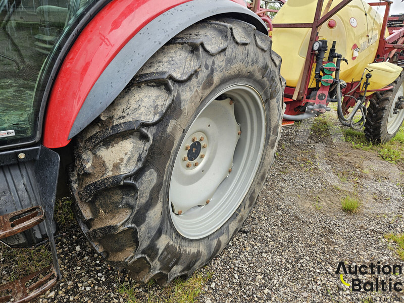Tracteur agricole Case IH Farmall 105 A: photos 17