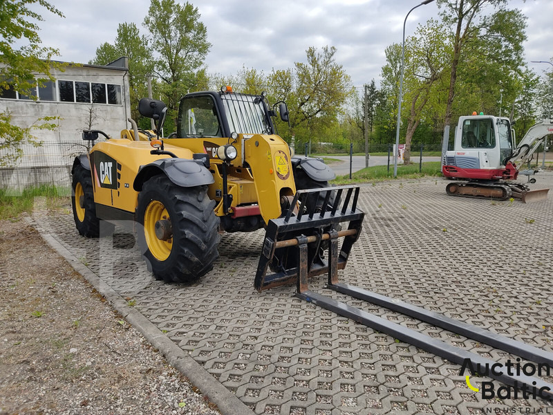 Caterpillar TH407 AG - Chariot télescopique: photos 2 Caterpillar TH407 AG - Chariot télescopique: photos 2