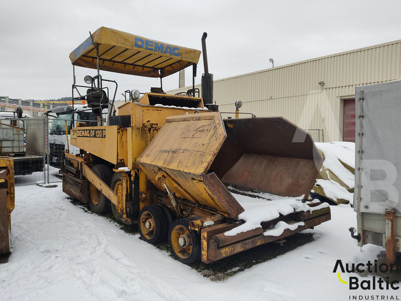 Demag DF 120 P - Finisseur: photos 1 Demag DF 120 P - Finisseur: photos 1