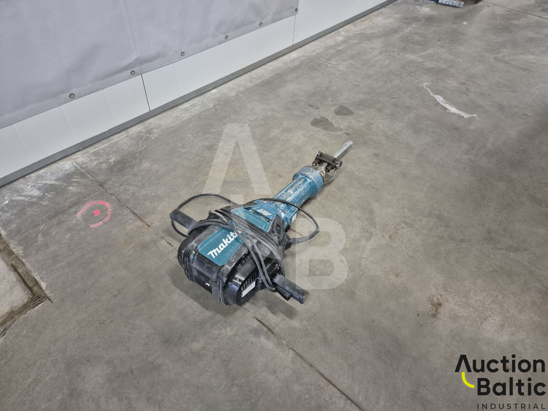 Makita HM1812 - Engins de chantier: photos 3 Makita HM1812 - Engins de chantier: photos 3