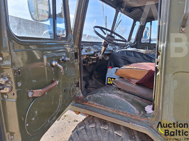 GAZ Gaz 66 - Camion fourgon: photos 5 GAZ Gaz 66 - Camion fourgon: photos 5