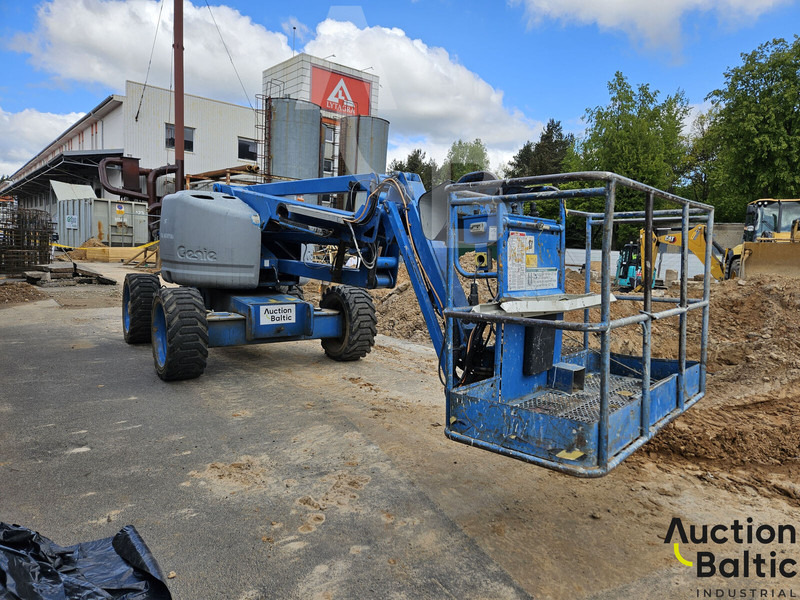 Genie Z 45/25 - Nacelle articulée: photos 1 Genie Z 45/25 - Nacelle articulée: photos 1