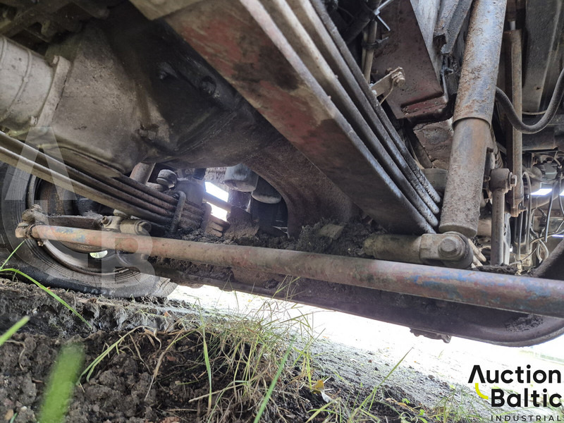 Camion benne Iveco 260 E27: photos 9