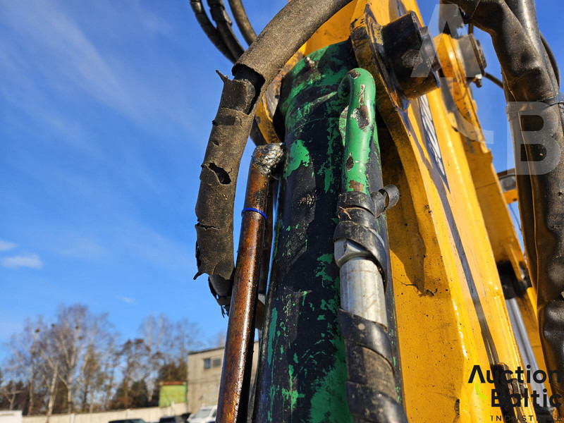 Mini pelle JCB 8085: photos 10