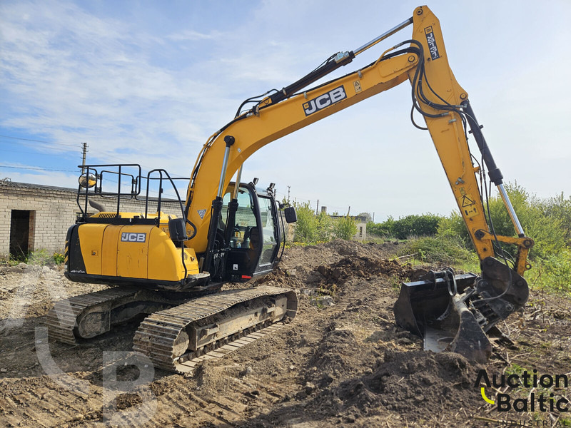 JCB JS 131LC - Pelle sur chenille: photos 2 JCB JS 131LC - Pelle sur chenille: photos 2
