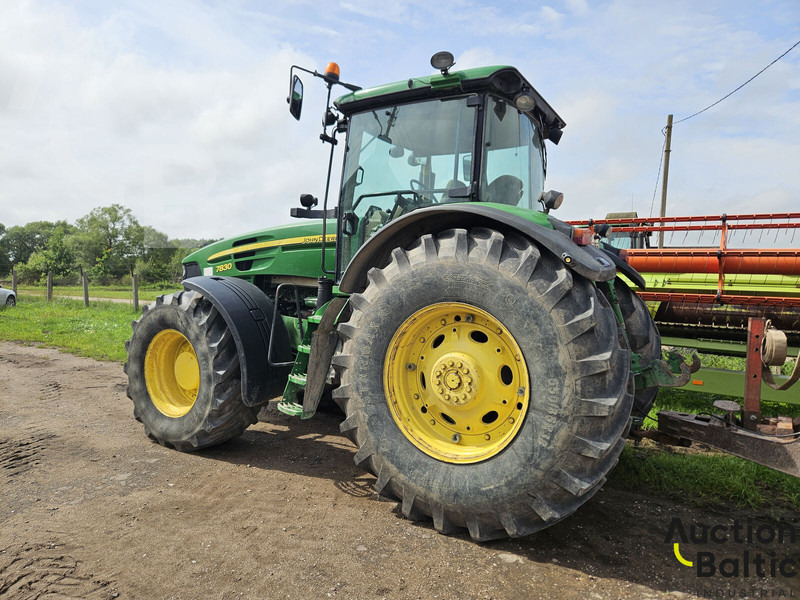 John Deere 7830 - Tracteur agricole: photos 4 John Deere 7830 - Tracteur agricole: photos 4