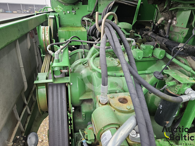 John Deere S 690 i - crédit-bail John Deere S 690 i: photos 17