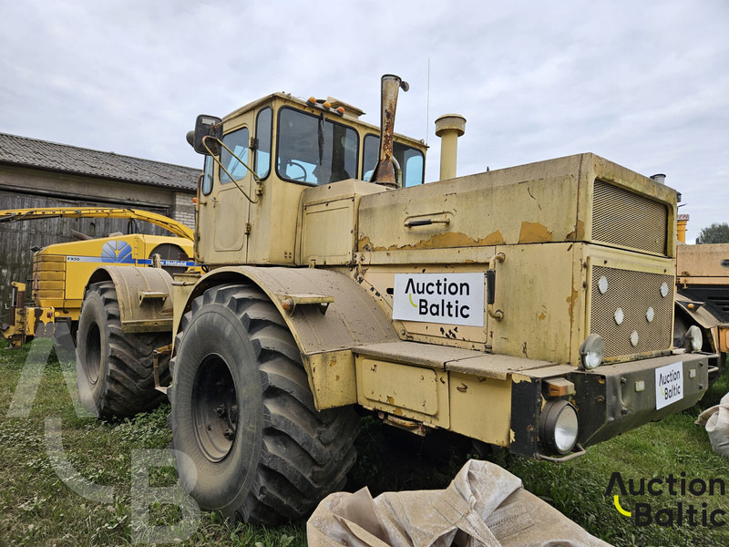 Kirovec K-701 - Tracteur agricole: photos 1 Kirovec K-701 - Tracteur agricole: photos 1