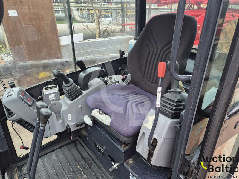 Mini pelle Kubota KX 019-4: photos 6