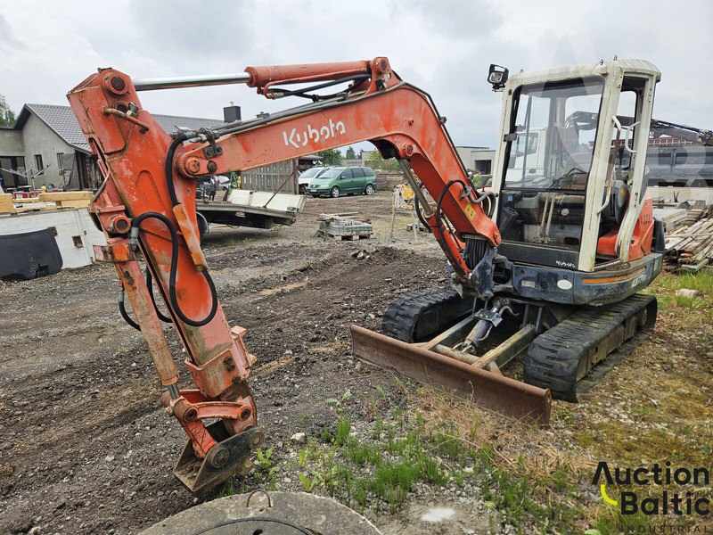 Kubota KX 121-3 - Mini pelle: photos 1 Kubota KX 121-3 - Mini pelle: photos 1