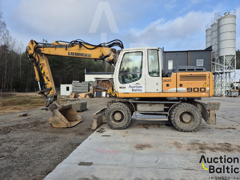 Liebherr A 900 C Litronic - Pelle sur pneus: photos 3 Liebherr A 900 C Litronic - Pelle sur pneus: photos 3