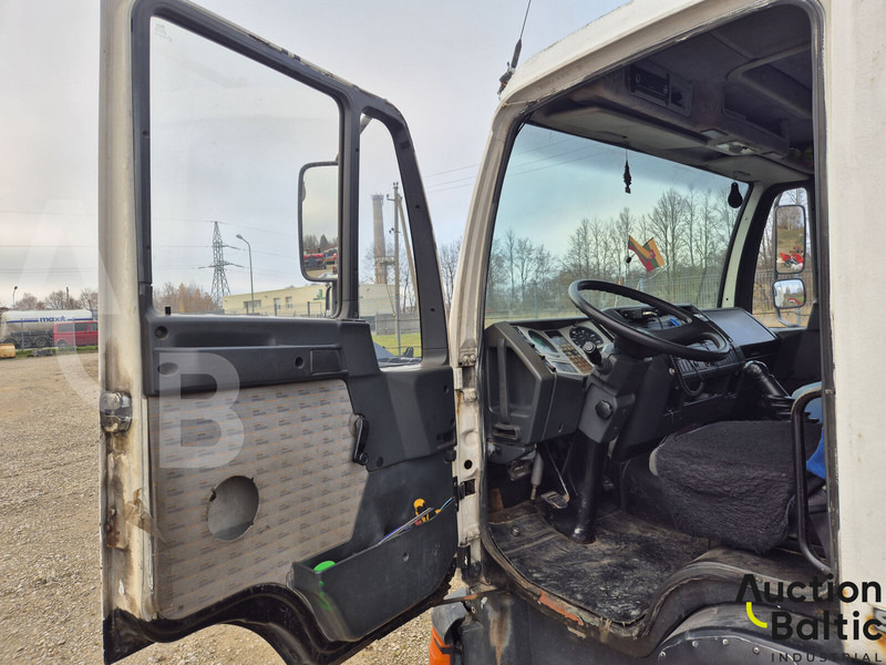 MAN 8.153 - Camion plateau: photos 5 MAN 8.153 - Camion plateau: photos 5