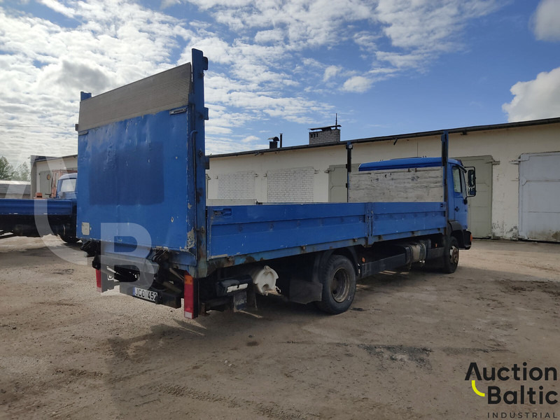 MAN L2000 - Camion plateau: photos 3 MAN L2000 - Camion plateau: photos 3