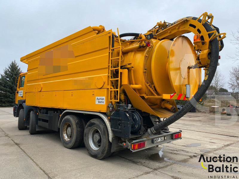 MAN T46 - Camion hydrocureur: photos 3 MAN T46 - Camion hydrocureur: photos 3