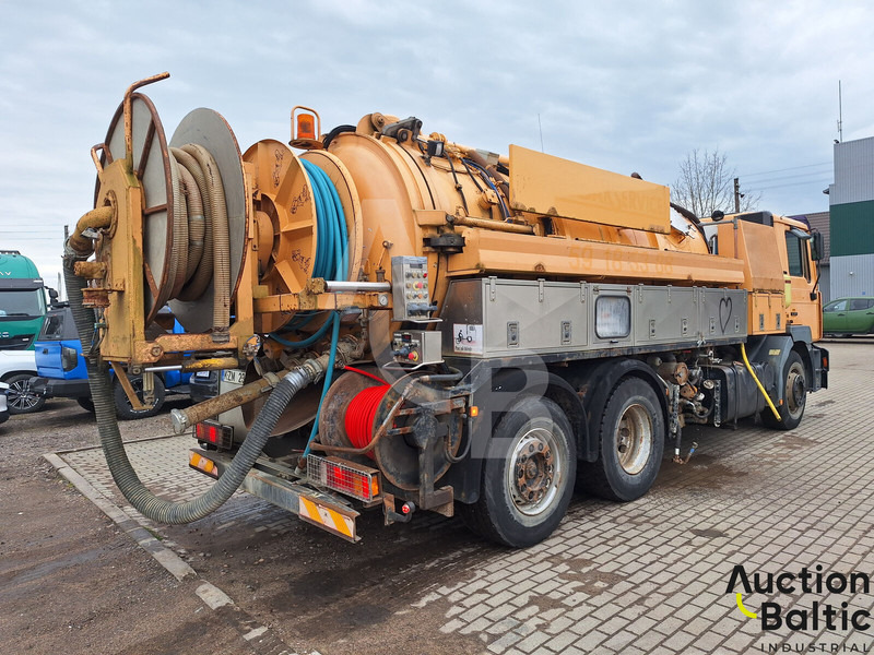 MAN TGS200 - Camion hydrocureur: photos 3 MAN TGS200 - Camion hydrocureur: photos 3