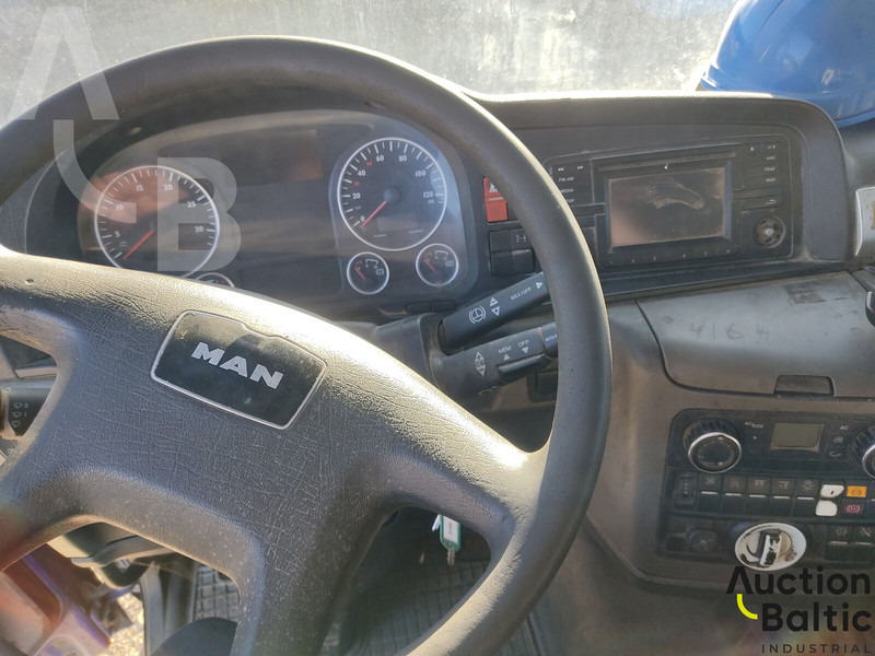 Benne à ordures ménagères MAN TGS26.320: photos 9