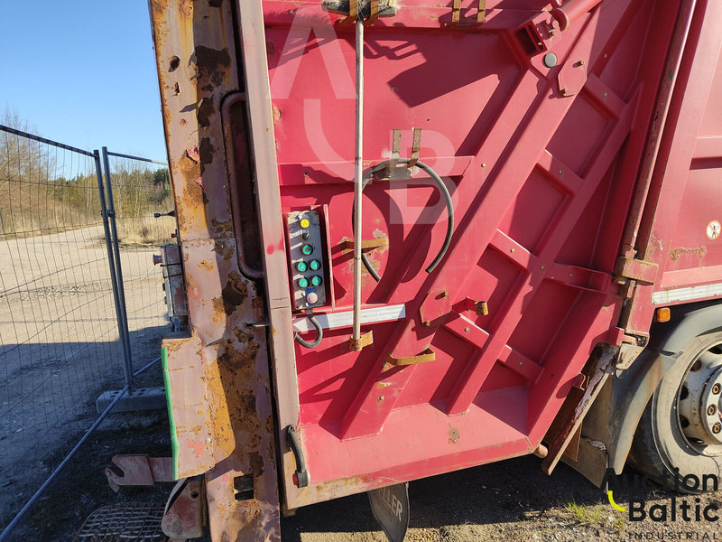 Benne à ordures ménagères MAN TGS26.320: photos 12