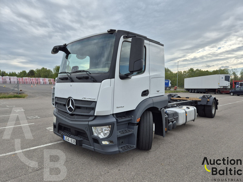 Mercedes-Benz Actros 1843 - Châssis cabine: photos 1 Mercedes-Benz Actros 1843 - Châssis cabine: photos 1
