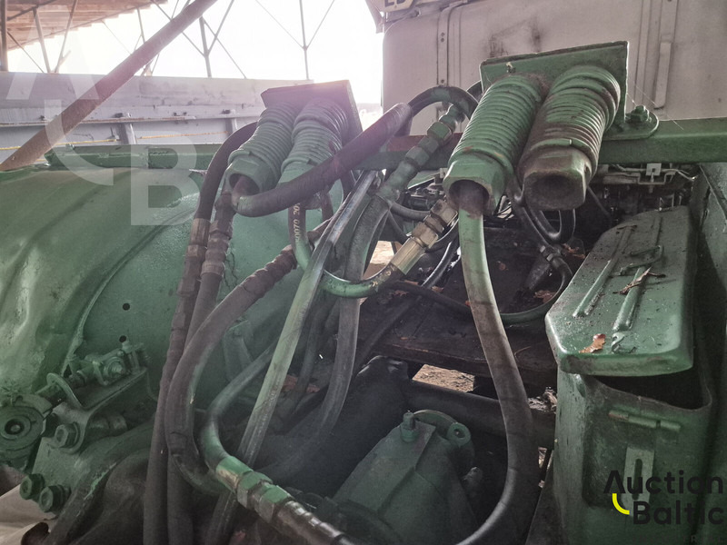 Tracteur agricole Onbekend T-150K: photos 11