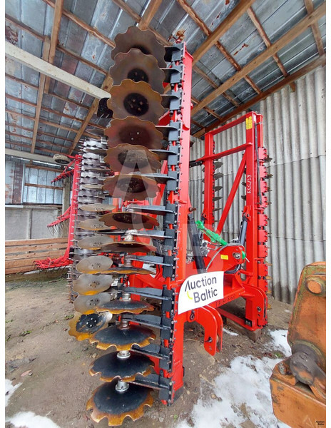 ROL/EX Taurus 6 - Cover crop: photos 1 ROL/EX Taurus 6 - Cover crop: photos 1