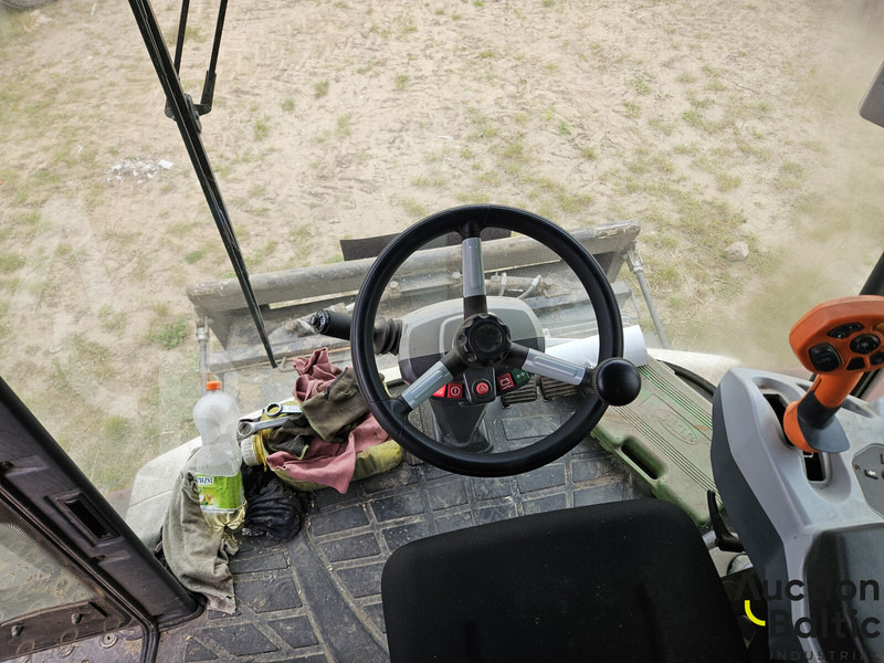 Moissonneuse-batteuse pour transport de la nourriture Rostselmash Acros 595 Plus: photos 10 Moissonneuse-batteuse pour transport de la nourriture Rostselmash Acros 595 Plus: photos 10