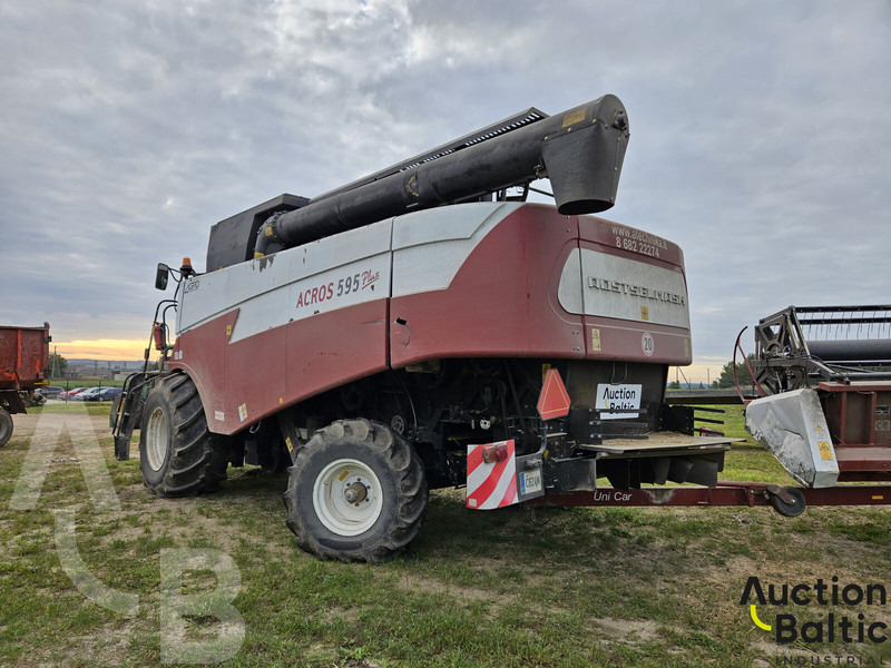 Rostselmash Acros 595 Plus - Moissonneuse-batteuse: photos 3 Rostselmash Acros 595 Plus - Moissonneuse-batteuse: photos 3