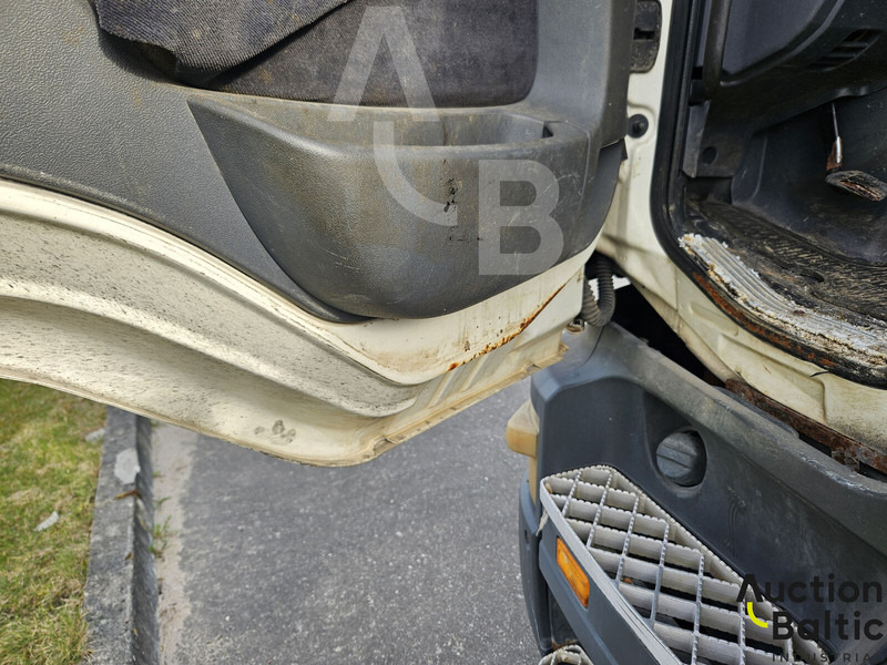 Scania P 230 - crédit-bail Scania P 230: photos 11 Scania P 230 - crédit-bail Scania P 230: photos 11