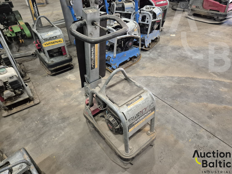 Swepac FB 160 - Plaque vibrante: photos 3 Swepac FB 160 - Plaque vibrante: photos 3