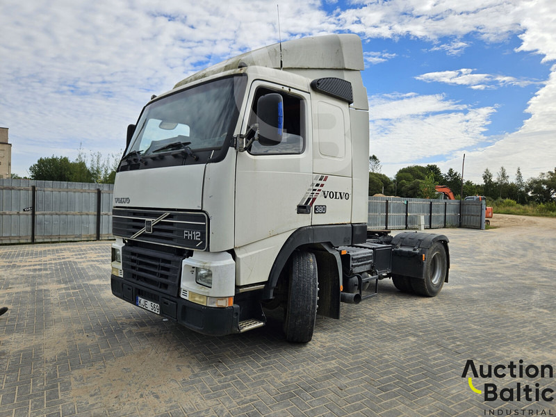 Volvo FH12 - Tracteur routier: photos 1 Volvo FH12 - Tracteur routier: photos 1