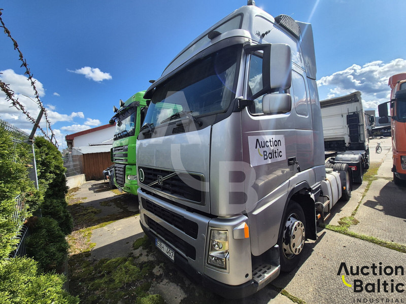 Volvo FH12 - Tracteur routier: photos 1 Volvo FH12 - Tracteur routier: photos 1