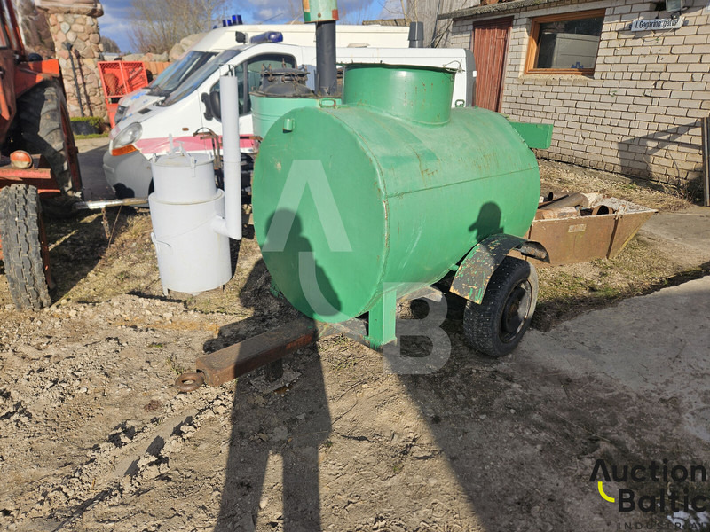 Trailer with tank - Remorque citerne: photos 1 Trailer with tank - Remorque citerne: photos 1