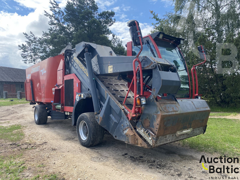 Trioliet TRIOTRAC 2-2000 - Matériel d'élevage: photos 2 Trioliet TRIOTRAC 2-2000 - Matériel d'élevage: photos 2