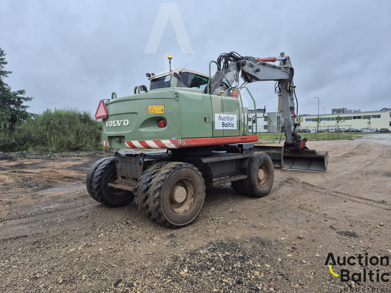 Volvo EW 140 C - Pelle sur pneus: photos 4 Volvo EW 140 C - Pelle sur pneus: photos 4