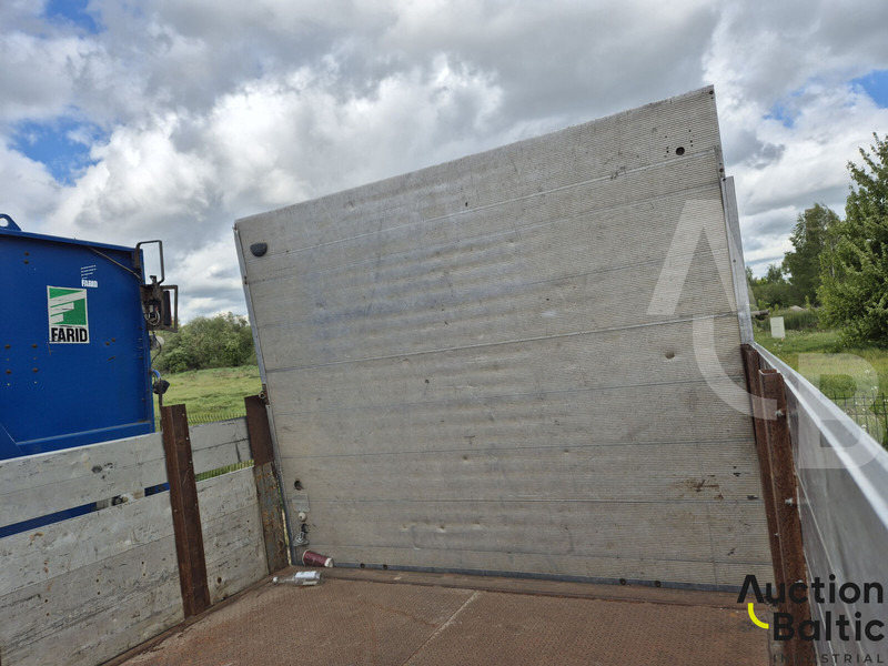 Camion plateau Volvo FL6: photos 12 Camion plateau Volvo FL6: photos 12