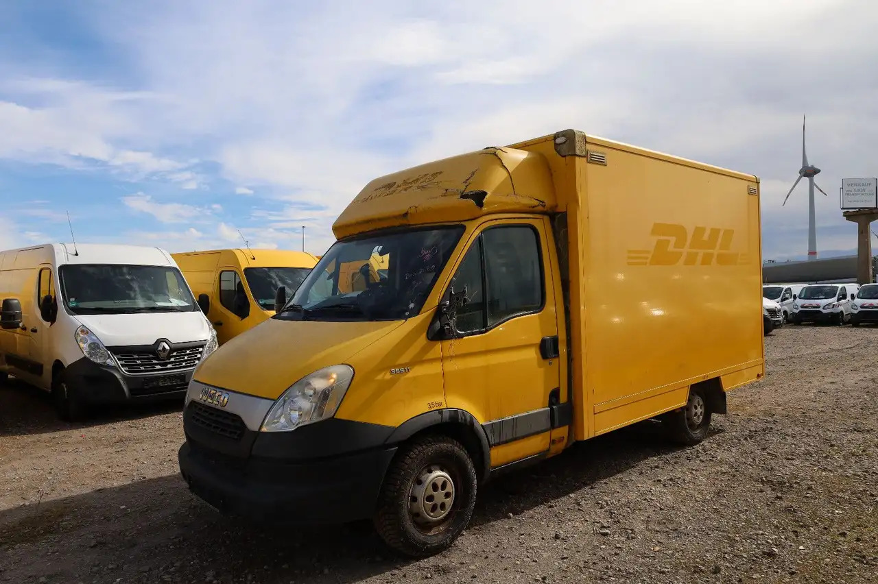 Iveco Daily/ EU5/ 1. Hand/ Postfahrtzeug/KURZ - Voiture: photos 2 Iveco Daily/ EU5/ 1. Hand/ Postfahrtzeug/KURZ - Voiture: photos 2