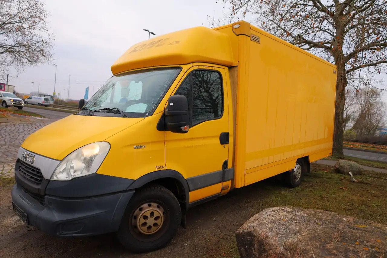 Iveco Daily/ Regalsystem/Luftfeder/1. Hand - Fourgon grand volume: photos 2 Iveco Daily/ Regalsystem/Luftfeder/1. Hand - Fourgon grand volume: photos 2